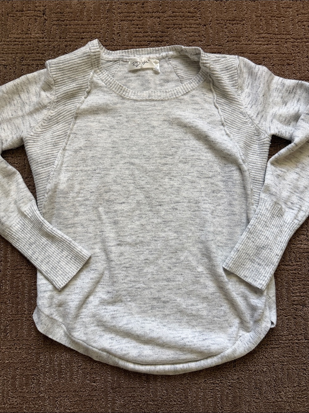 Light Gray Ribbed Sleeve Pullover Sweater